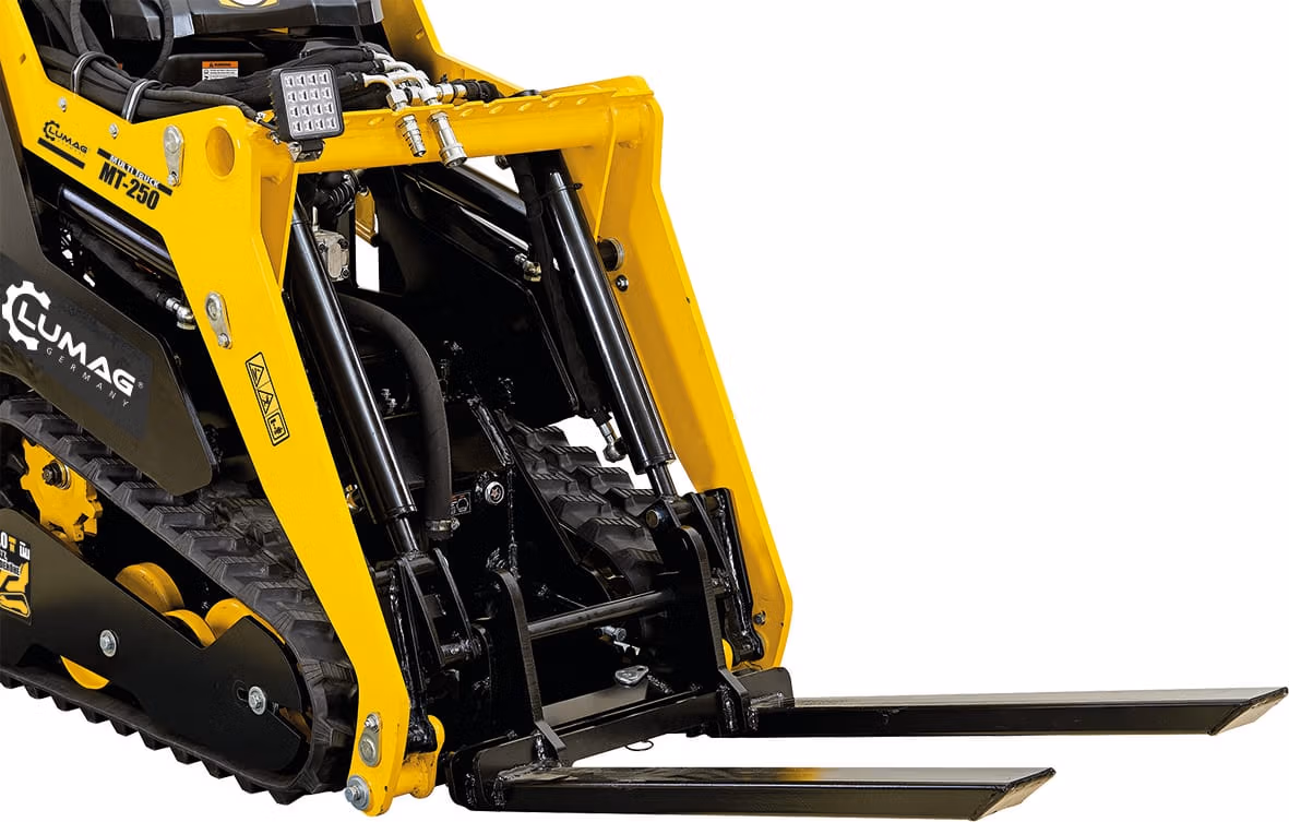 Multi Truck ride on multi tool loader Lumag MT250 (machine only) - Image 13