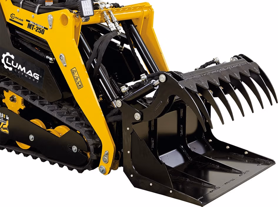 Multi Truck ride on multi tool loader Lumag MT250 (machine only) - Image 16