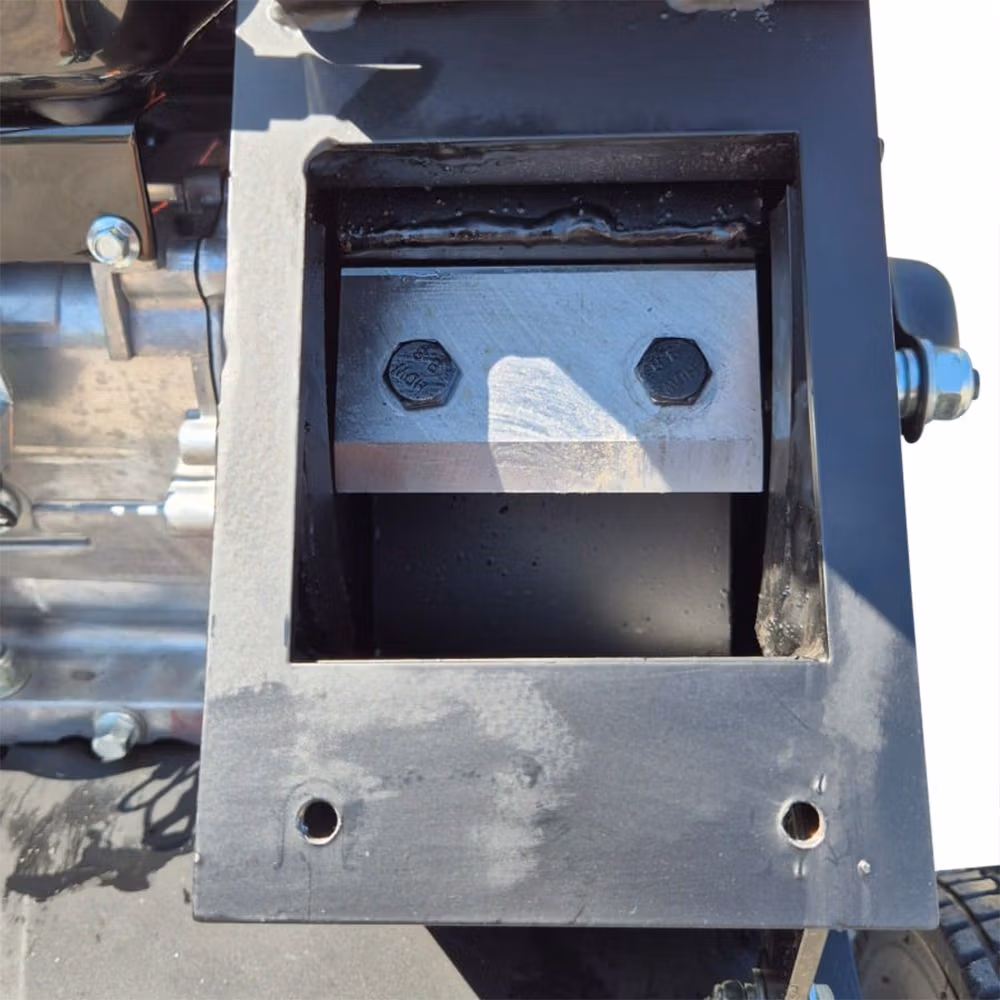 Wood Chipper Outland Tools DC5 Petrol 212cc 5cm Capacity - Image 4