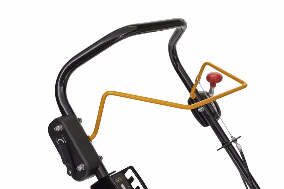 Stiga SVP 40 G Petrol Scarifier - Image 3