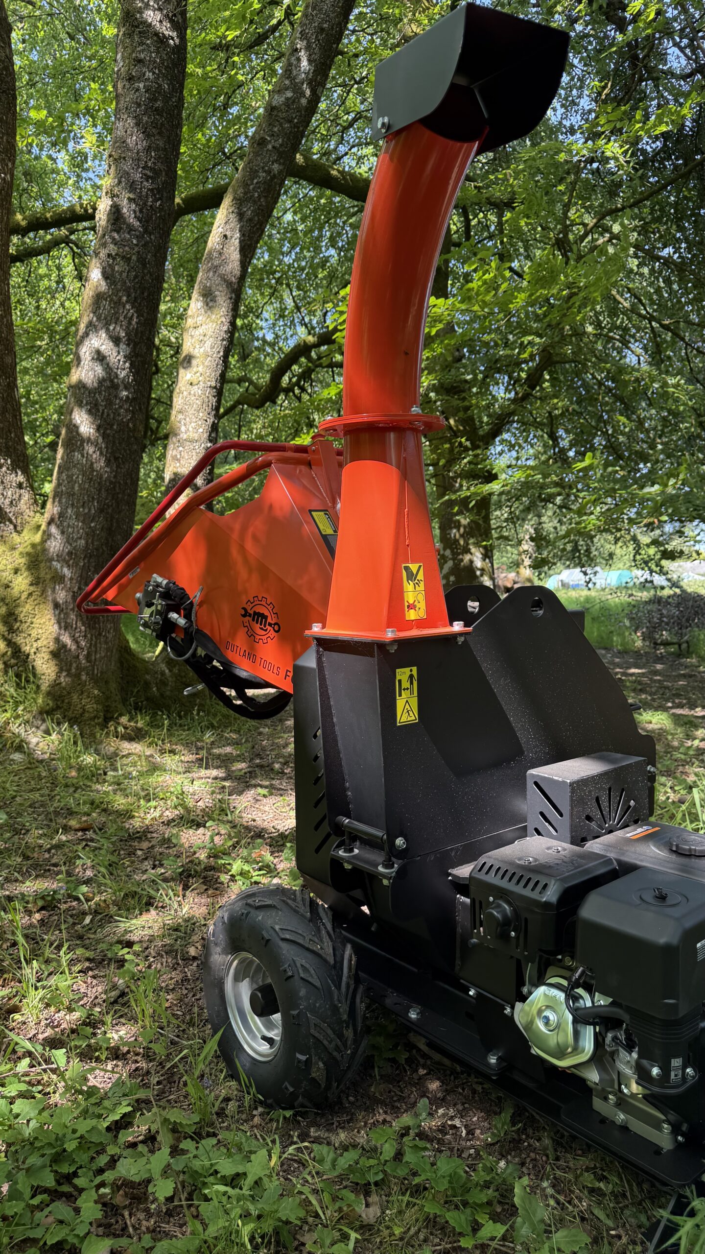 Wood Chipper / Shredder Outland Tools FC15H 15hp Petrol Hydraulic in Feed. - Image 16