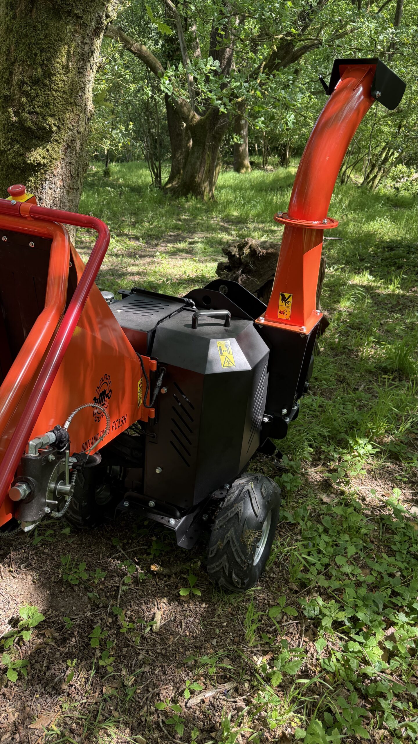 Wood Chipper / Shredder Outland Tools FC15H 15hp Petrol Hydraulic in Feed. - Image 11