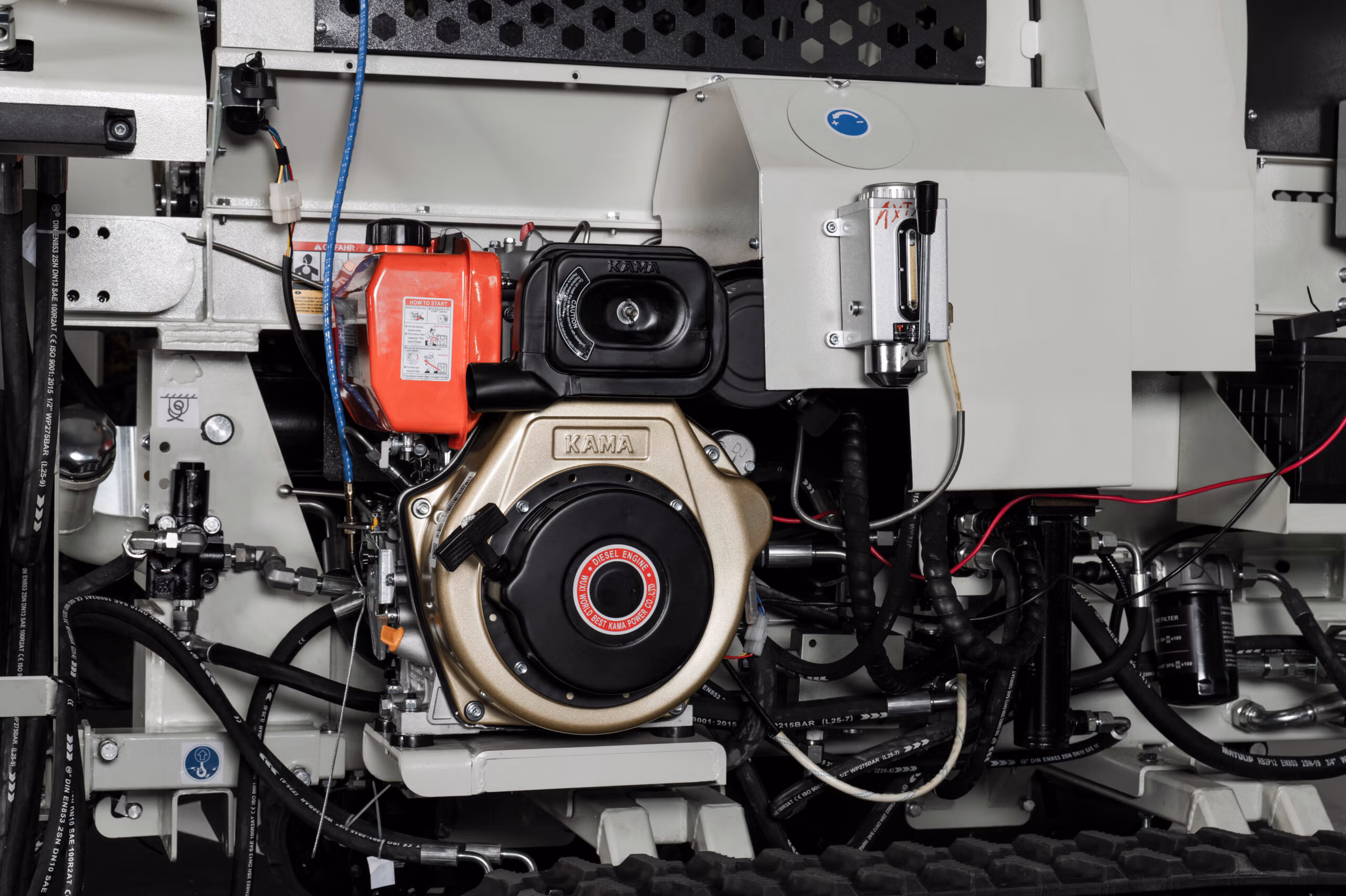 Tracked diesel engine Firewood Processor Lumag SSA500DHPROTRS With Hydrauic infeed & contols - Image 4