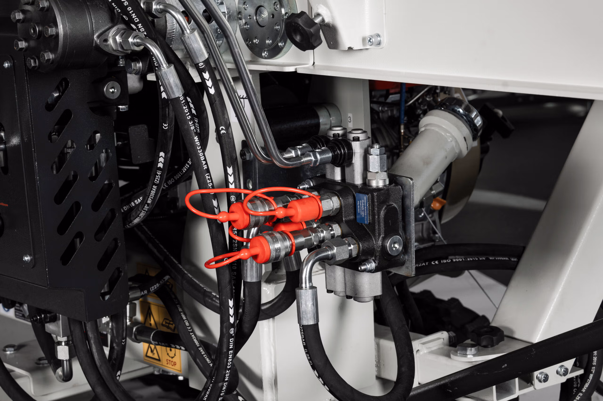 Tracked diesel engine Firewood Processor Lumag SSA500DHPROTRS With Hydrauic infeed & contols - Image 9