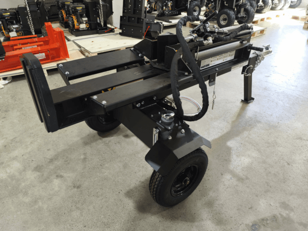 26ton Petrol hydraulic Log splitter Vertical towable chasiss Outland tools LS26P
