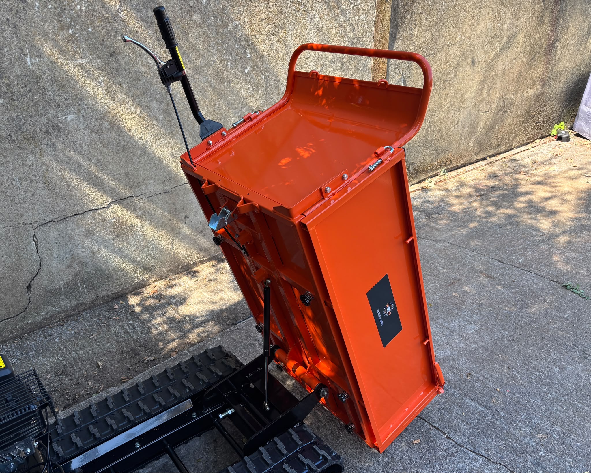 Mini Dumper tracked power barrow with side cargo box Outland Tools TD500A 196cc Petrol 500KG 3+1 Gearbox - Image 4