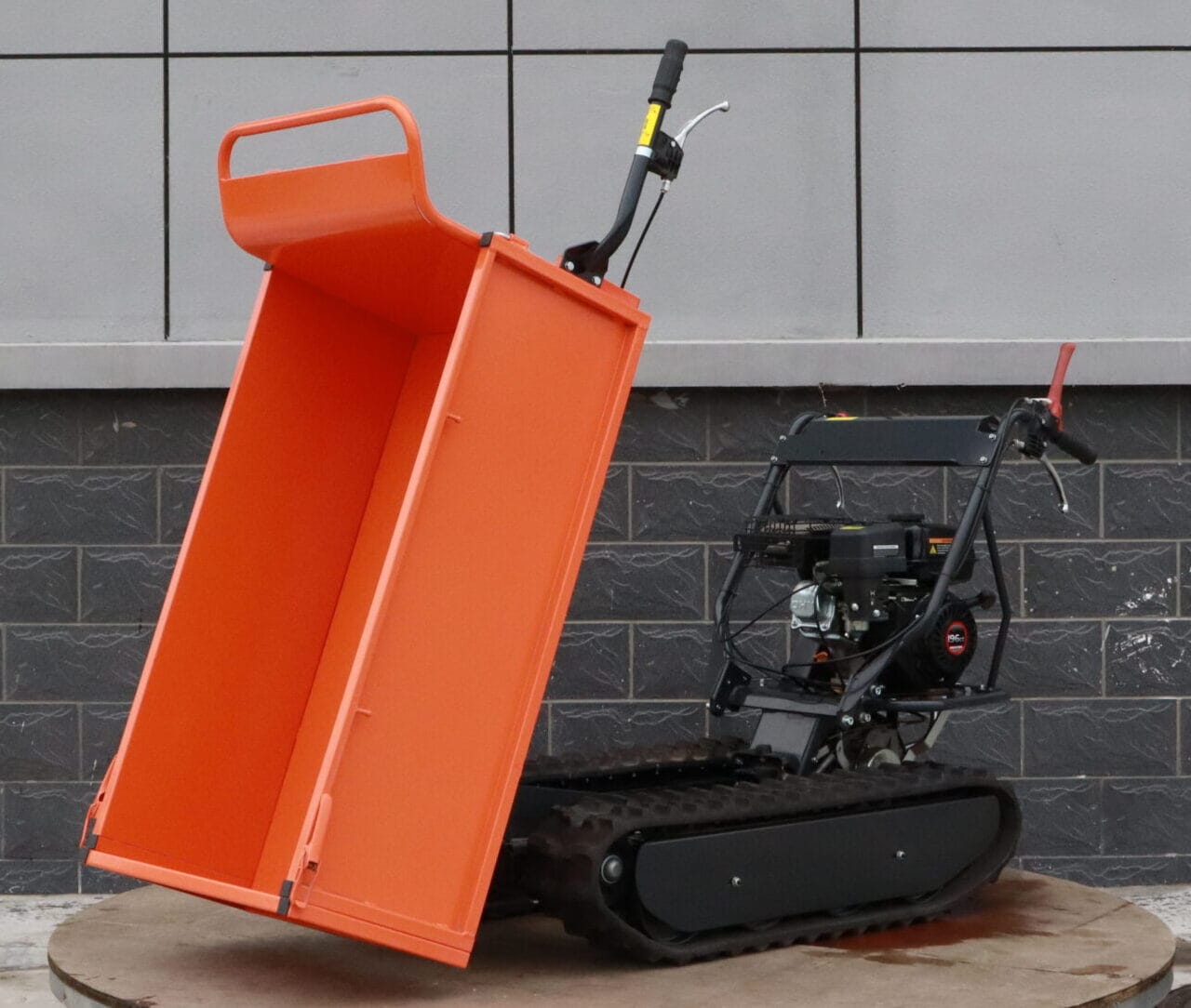 Mini Dumper tracked power barrow with side cargo box Outland Tools TD500A 196cc Petrol 500KG 3+1 Gearbox